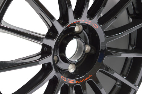 OZ Racing Superturismo Evoluzione Wheel | Lohen MINI