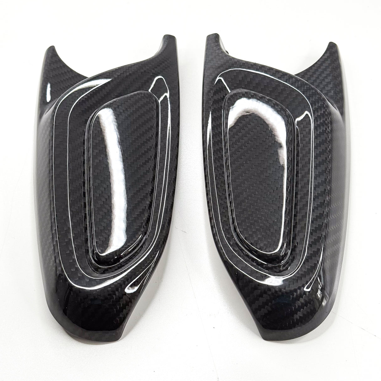 Shadow6 Carbon Armrest Box Side Covers