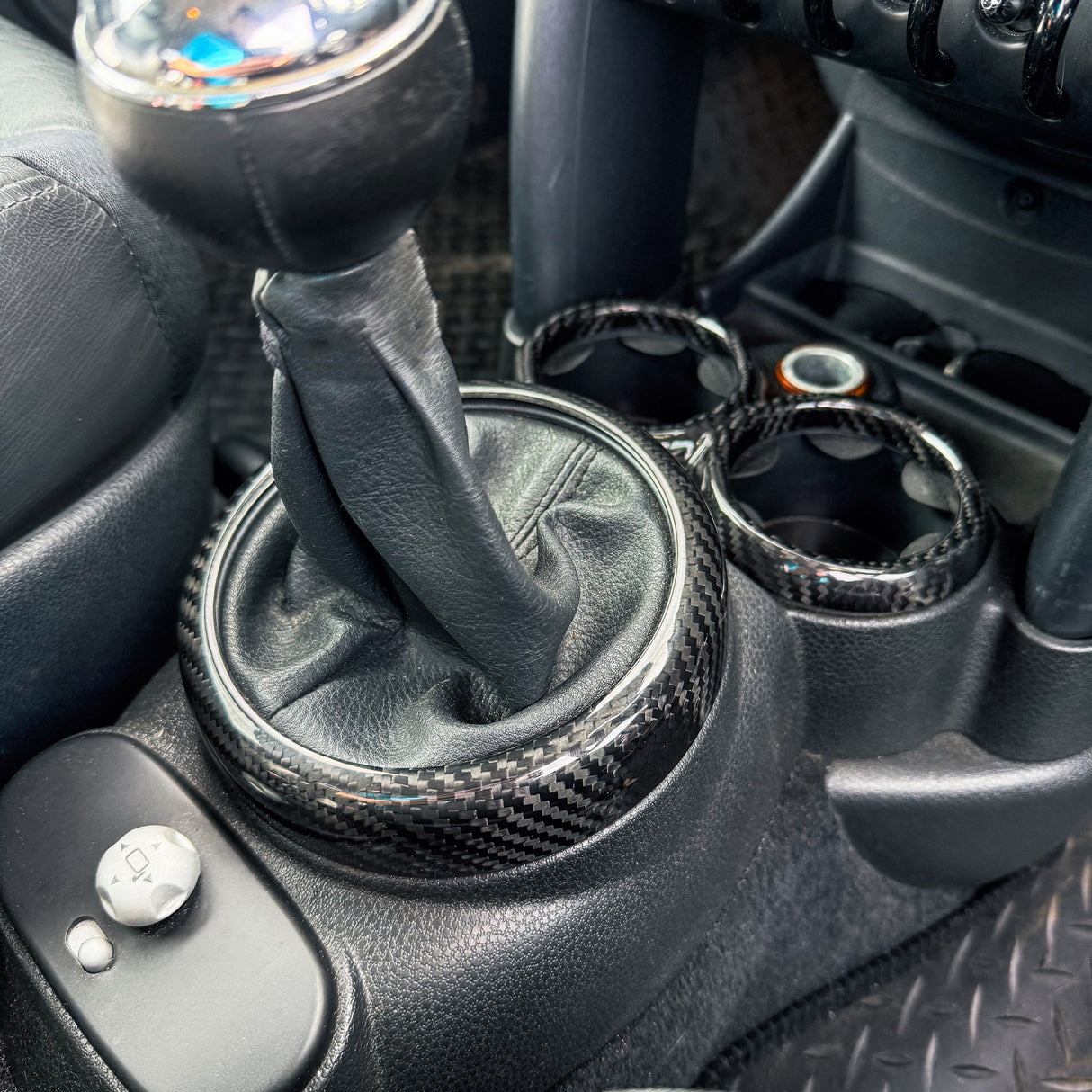 Shadow6 Carbon Shift Panel Frame - For MINI Gen 1 Manual Transmission Models | Lohen MINI