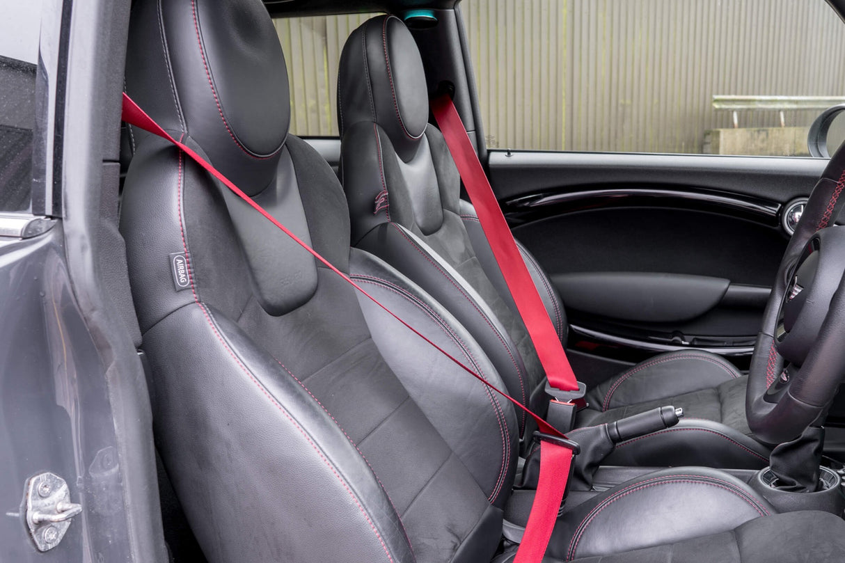 MINI GP2 Seat Belts for MINI Gen 2 | Lohen MINI