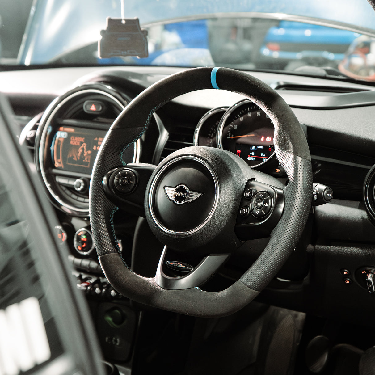 Custom Steering Wheel for MINI F Series Models | Lohen MINI